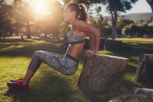camminare tonifica i glutei